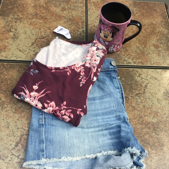 Mossimo Denim High Rise Cutoff Frayed Shorts Sz 4 - Picture 7 of 8